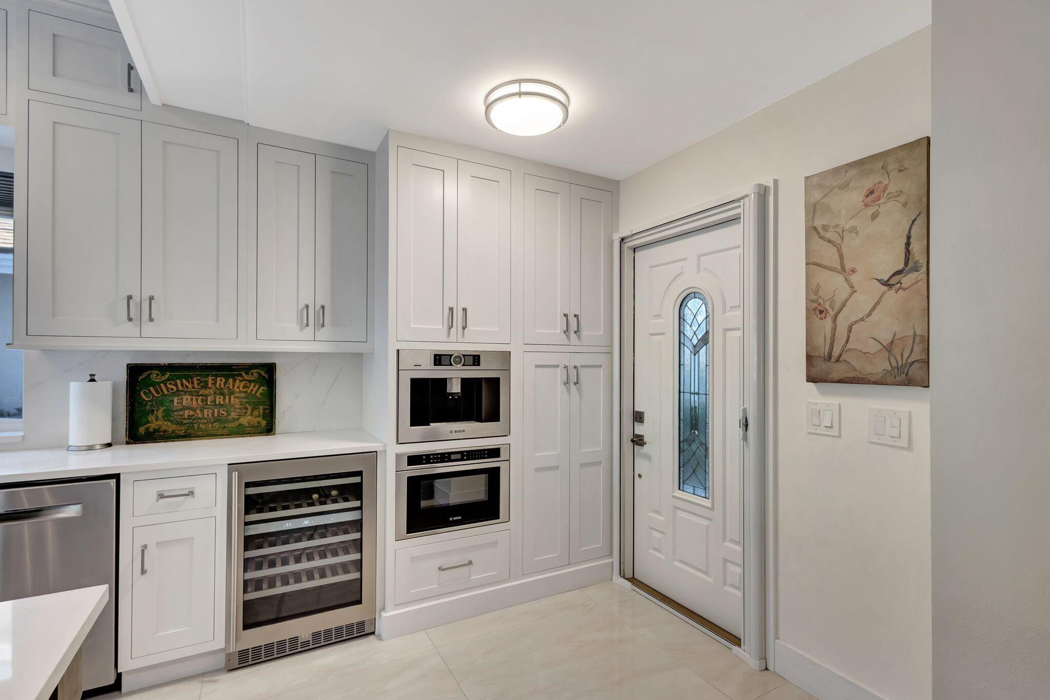 181 Cape Pointe Circle