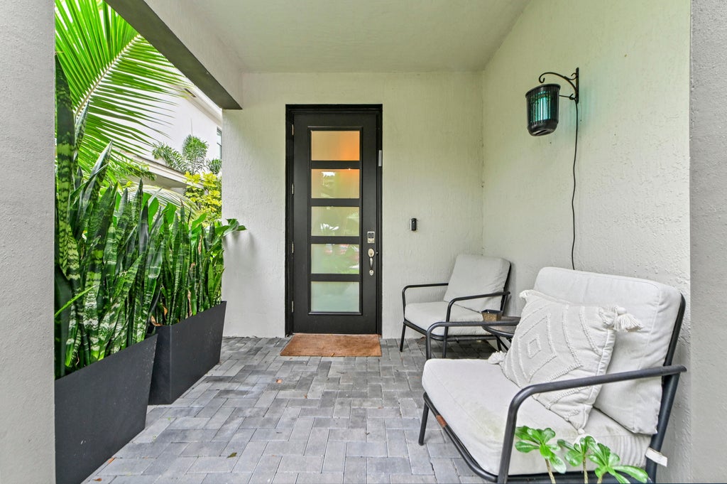 Photo of 8728 Corvus Drive, Lake Worth, FL 33467 (MLS # B26093036)