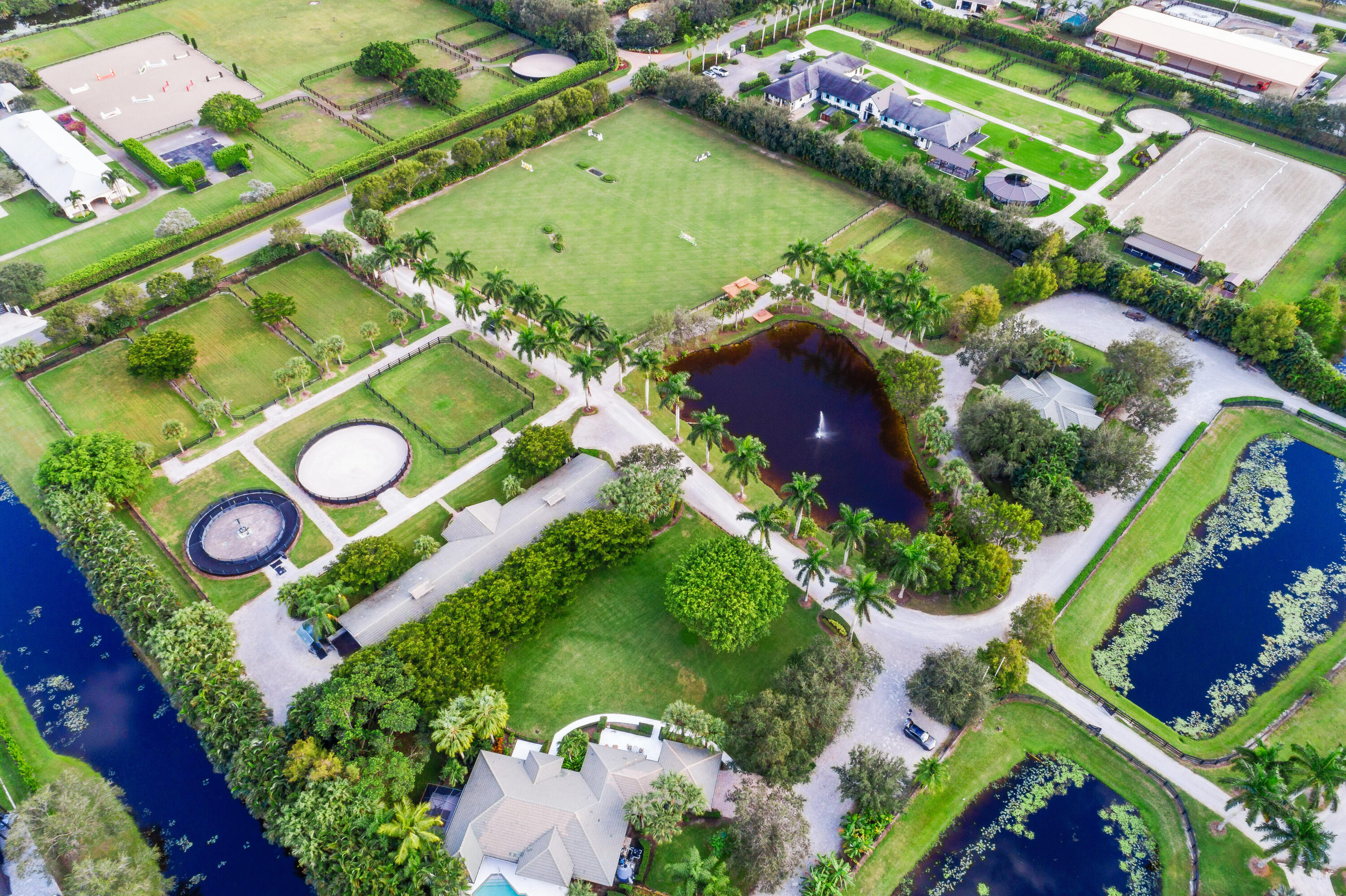 PALM BEACH POINT EAST - Residential