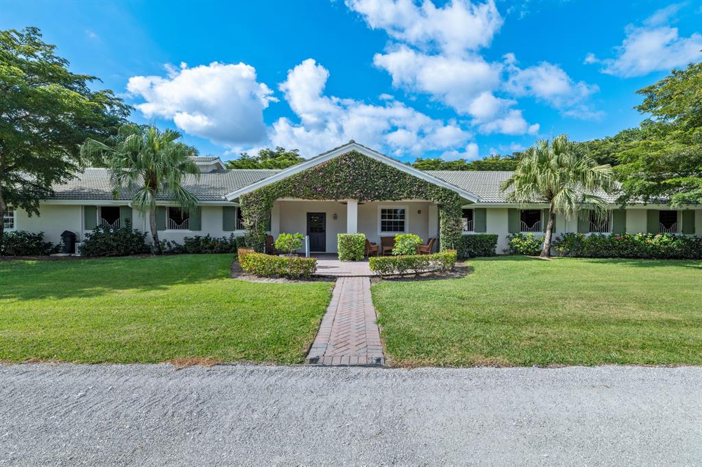 PALM BEACH POINT EAST - Residential