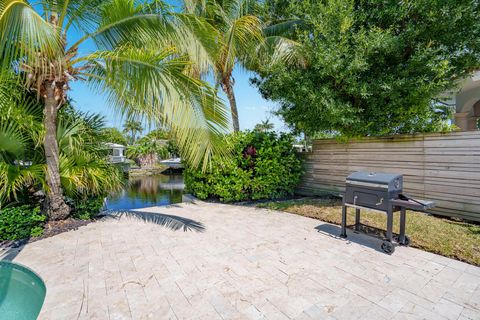 A home in Wilton Manors