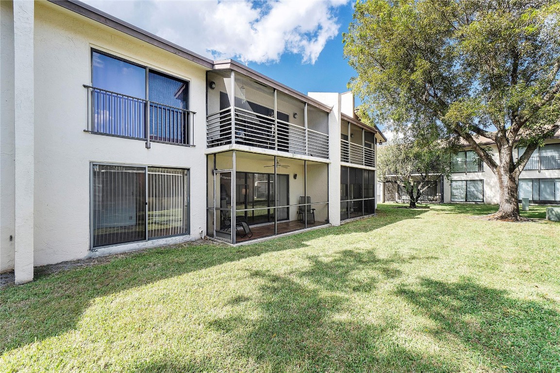 Laurels of Margate Condo - Residential