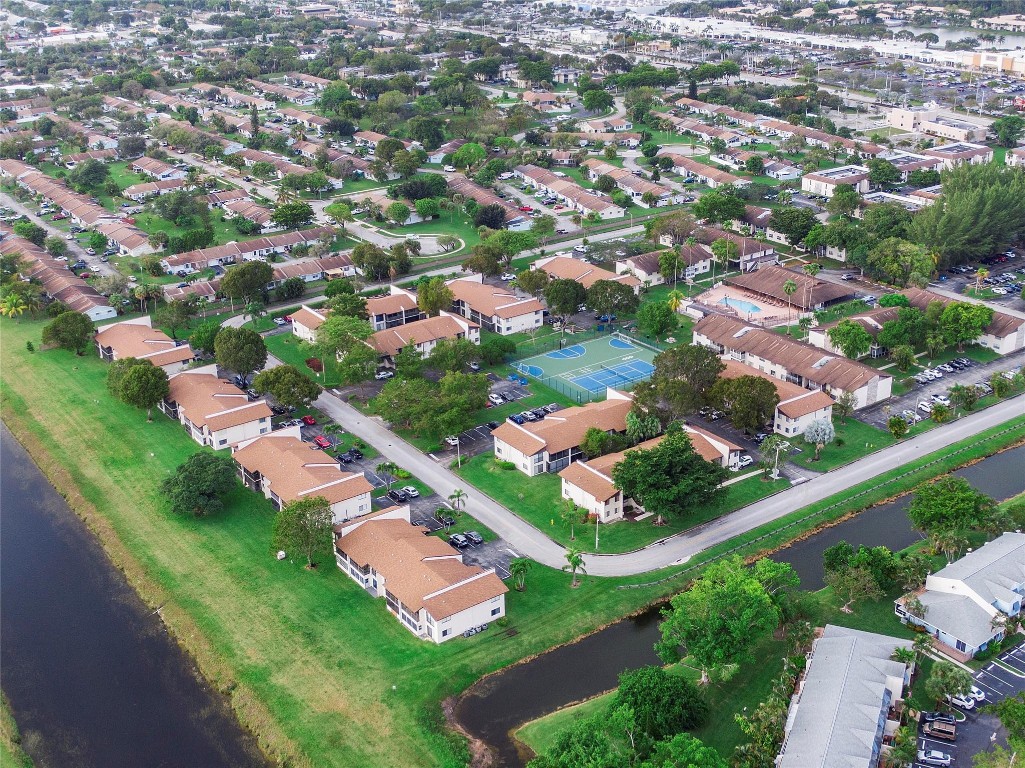 Laurels of Margate Condo - Residential