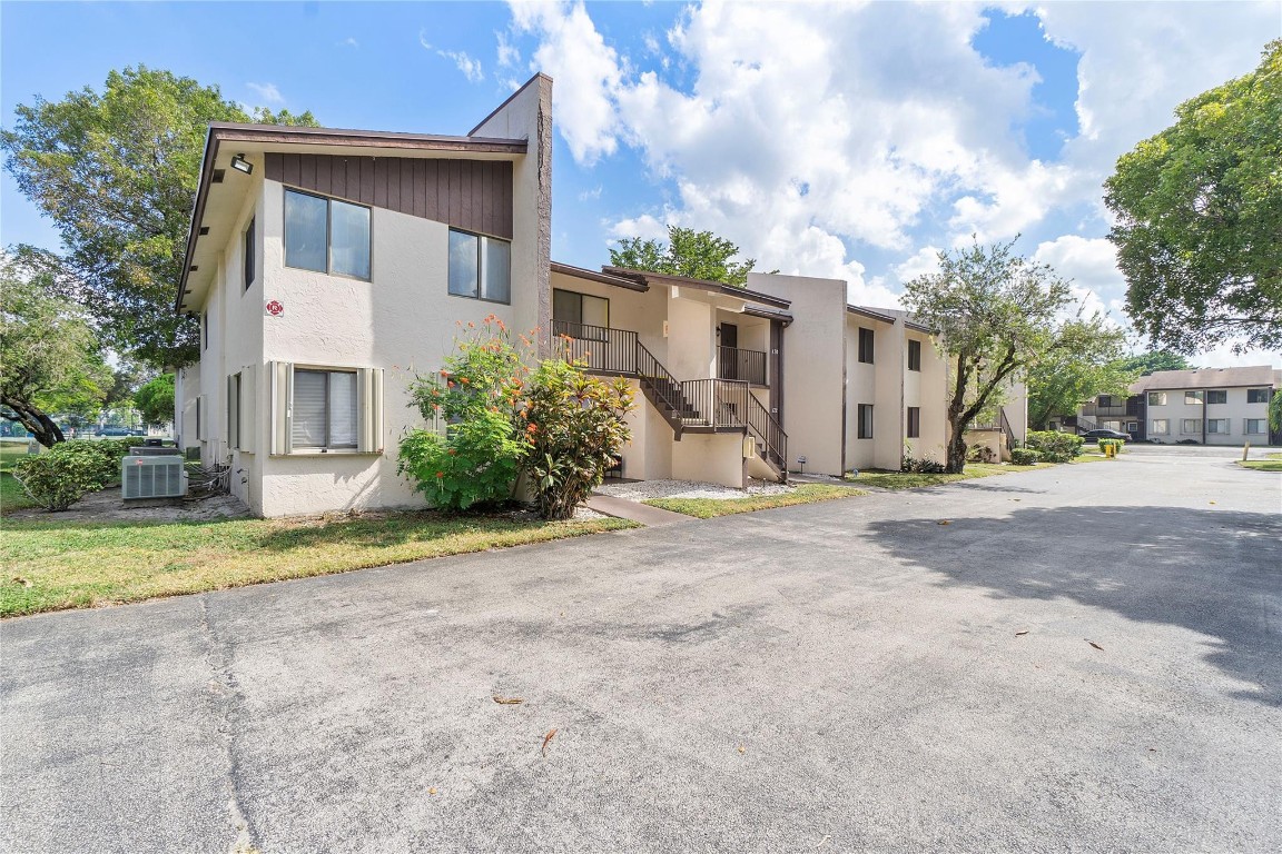 Laurels of Margate Condo - Residential