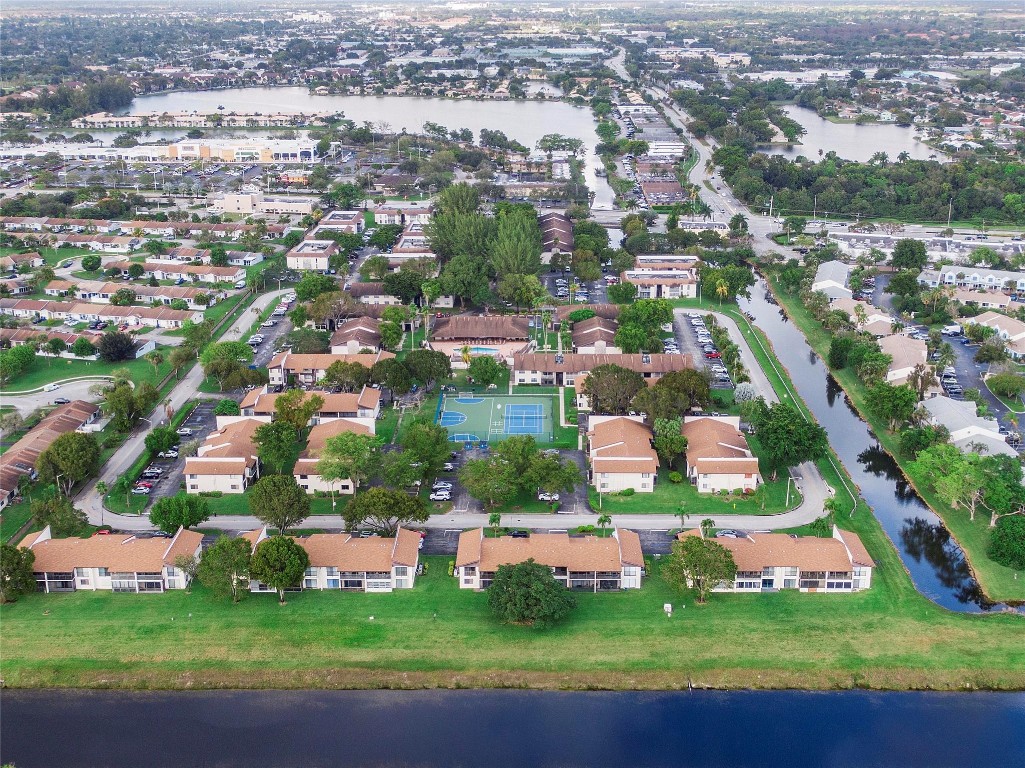 Laurels of Margate Condo - Residential
