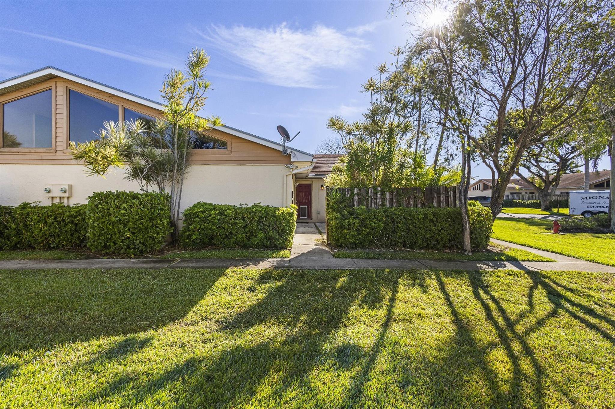 4387 Woodstock Drive C