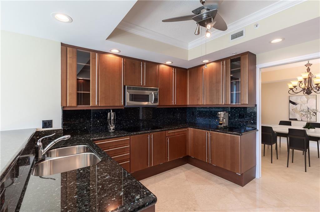 LAS OLAS GRAND - Residential