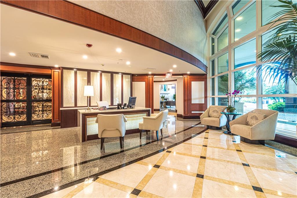 LAS OLAS GRAND - Residential