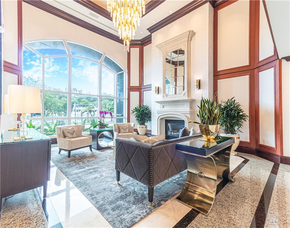 LAS OLAS GRAND - Residential