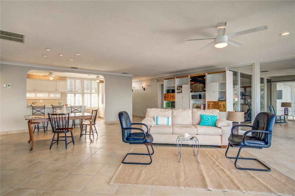 Sunrise Bay Club - Residential