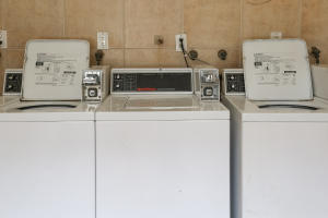 CRESTHAVEN 3 - Commercial Sale