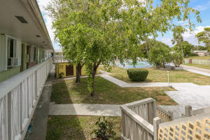 CRESTHAVEN 3 - Commercial Sale