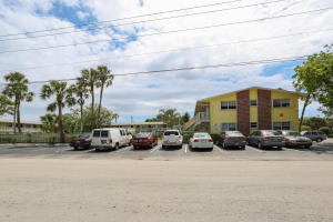 CRESTHAVEN 3 - Commercial Sale