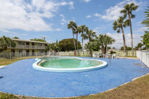 CRESTHAVEN 3 - Commercial Sale