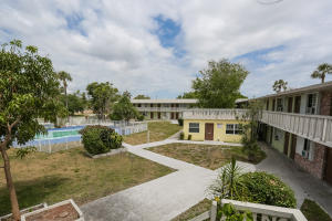 CRESTHAVEN 3 - Commercial Sale