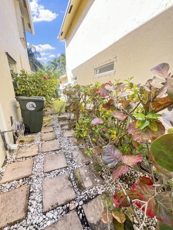 Centura Parc At Coconut C - Residential