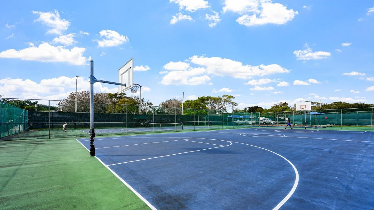 Centura Parc At Coconut C - Residential