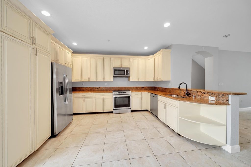 Photo of 219 N L Street #108, Lake Worth Beach, FL 33460 (MLS # F10447024)