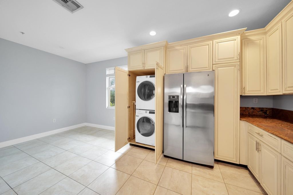 Photo of 219 N L Street #108, Lake Worth Beach, FL 33460 (MLS # F10447024)