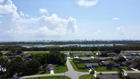 A home in Port St Lucie