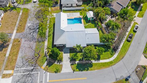 698 NW 12th Rd Boca Raton FL 33486