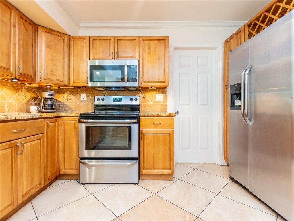 Coral Villas 47-45 B - Residential