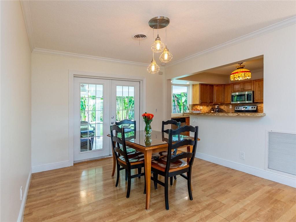 Coral Villas 47-45 B - Residential