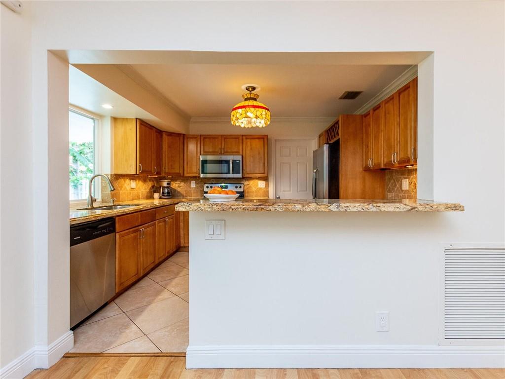 Coral Villas 47-45 B - Residential