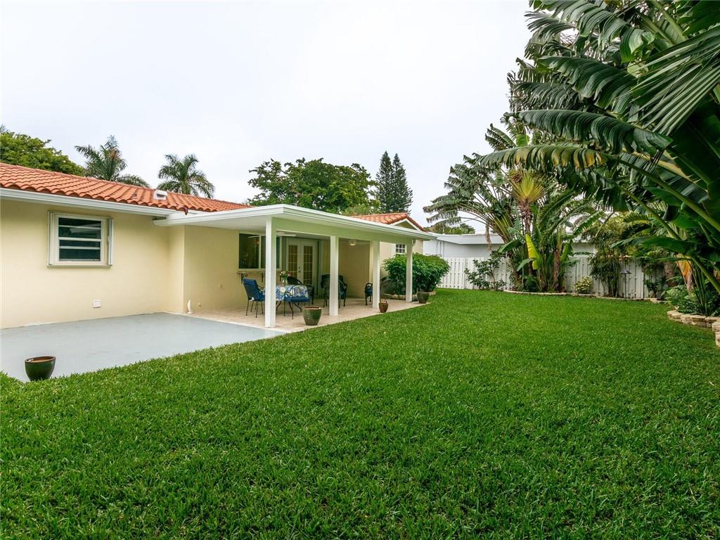 Coral Villas 47-45 B - Residential