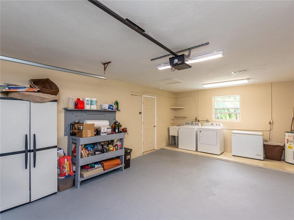 Coral Villas 47-45 B - Residential