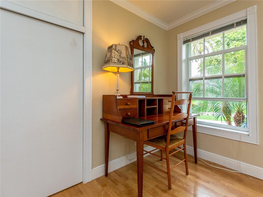 Coral Villas 47-45 B - Residential