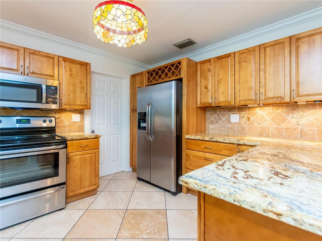 Coral Villas 47-45 B - Residential