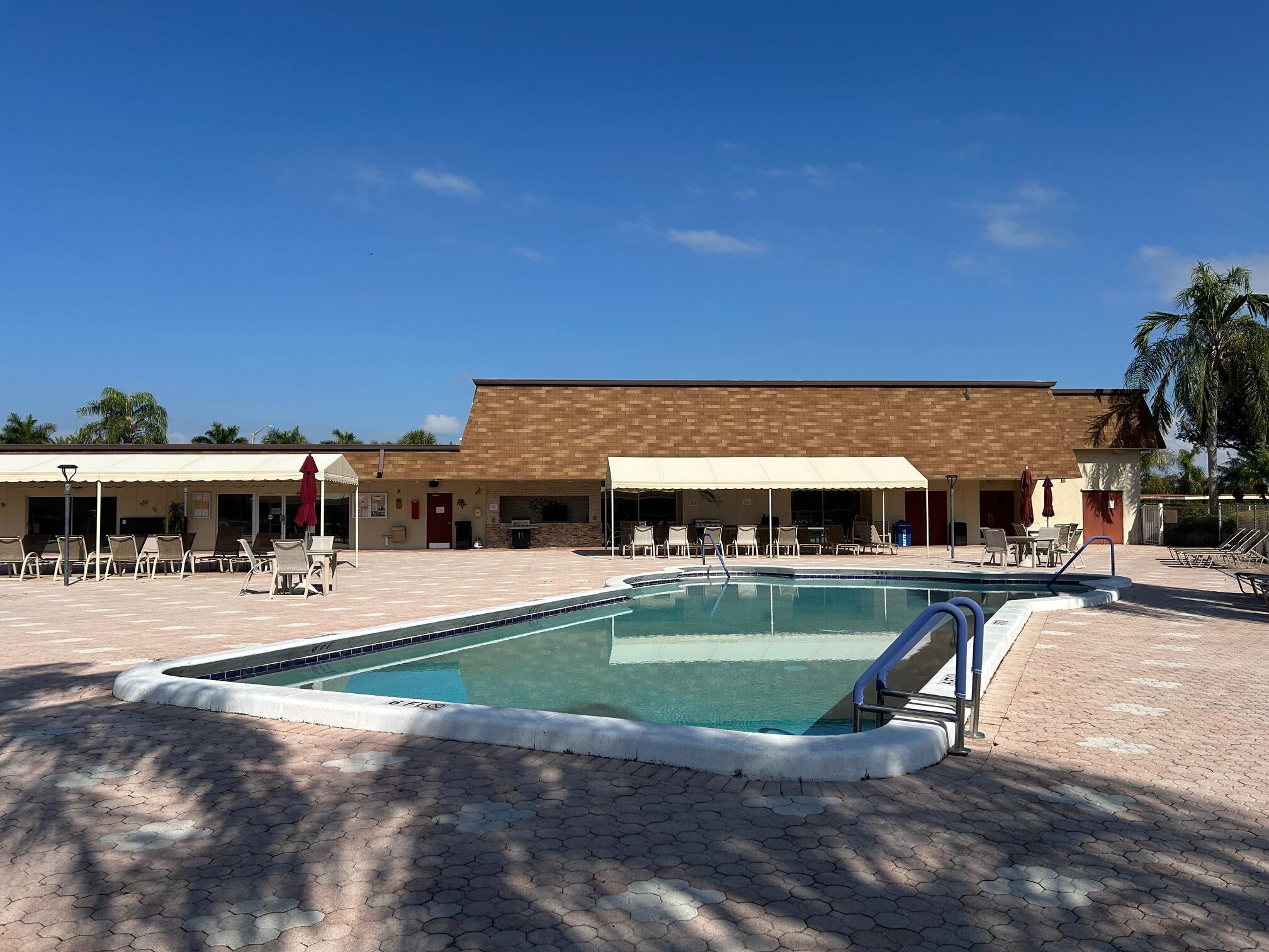 VILLAGES OF ORIOLE ABBEY CONDO - Residential Lease