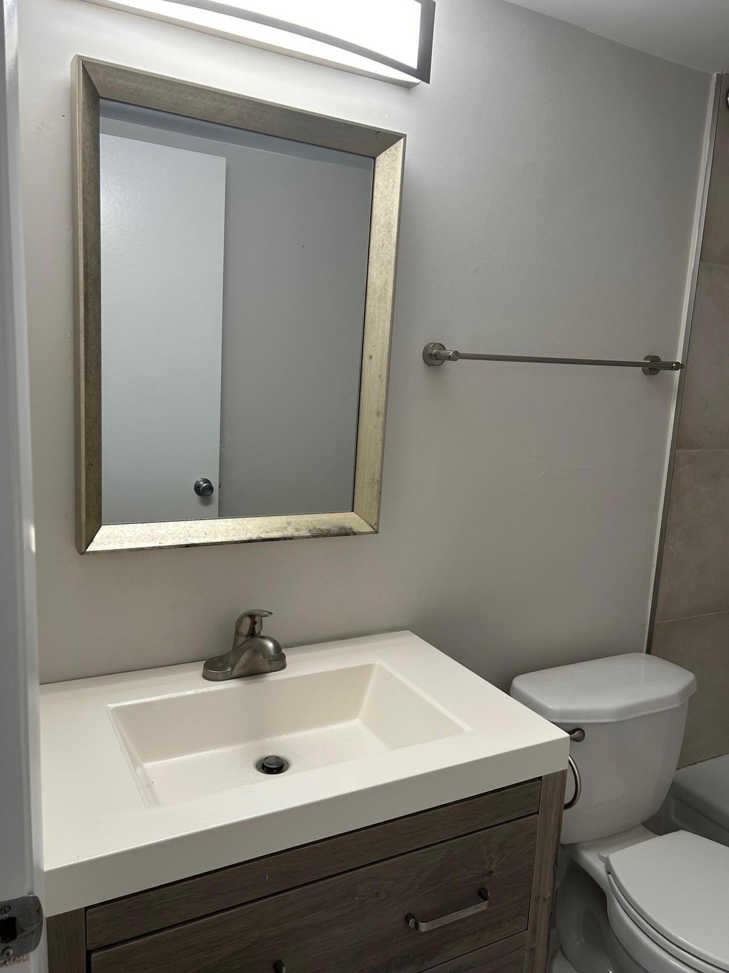 VILLAGES OF ORIOLE ABBEY CONDO - Residential Lease