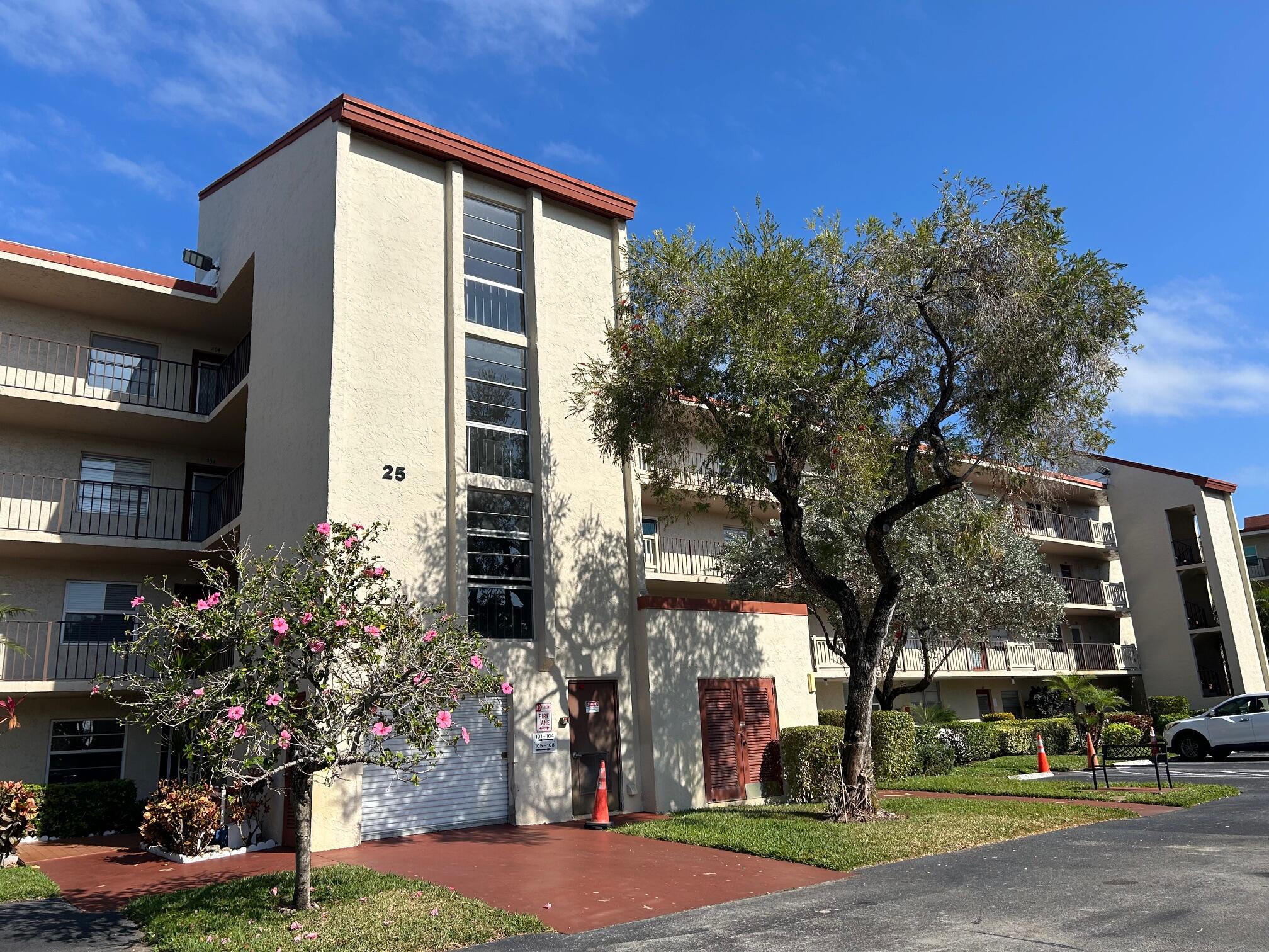 VILLAGES OF ORIOLE ABBEY CONDO - Residential Lease