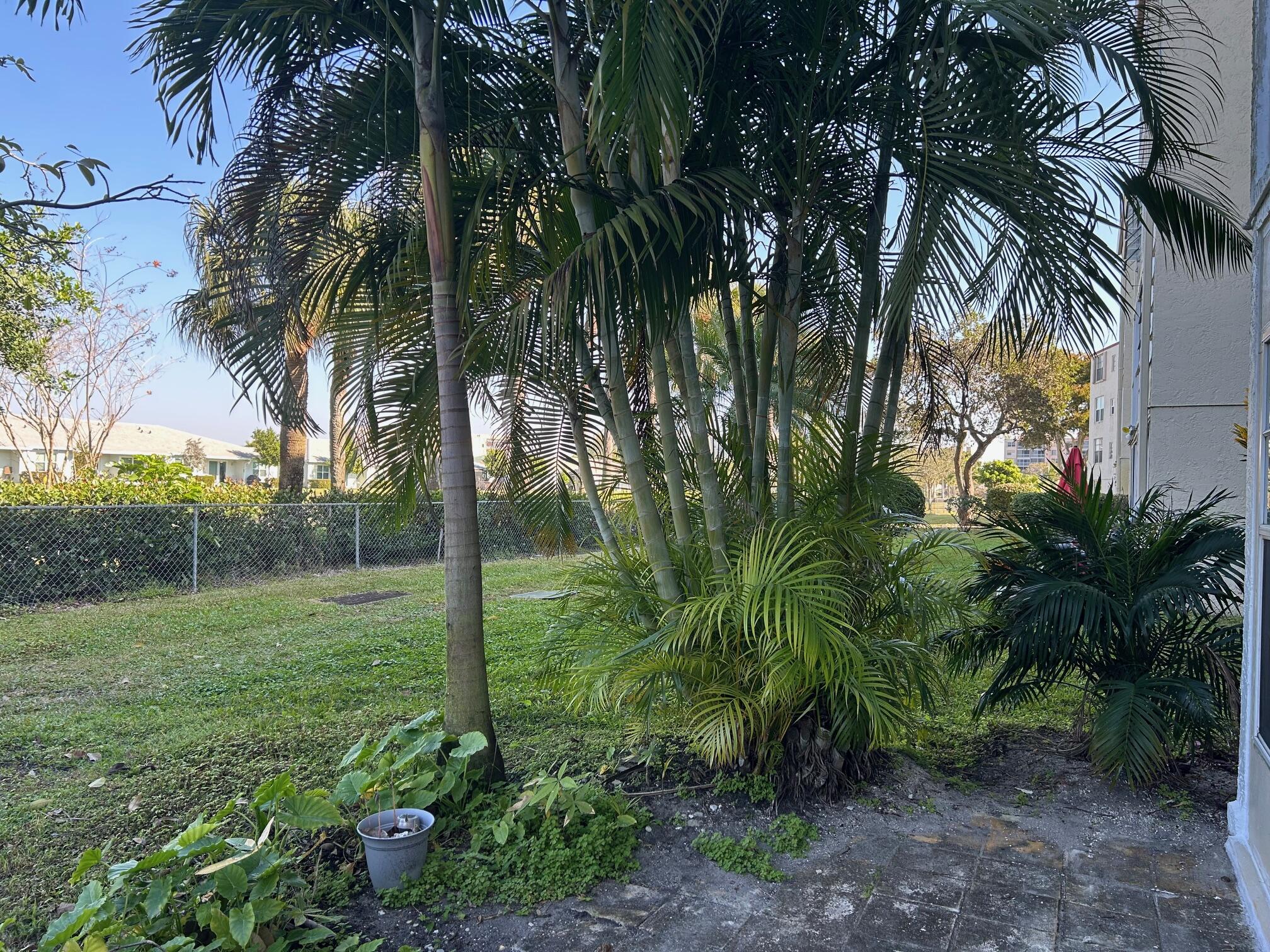 VILLAGES OF ORIOLE ABBEY CONDO - Residential Lease