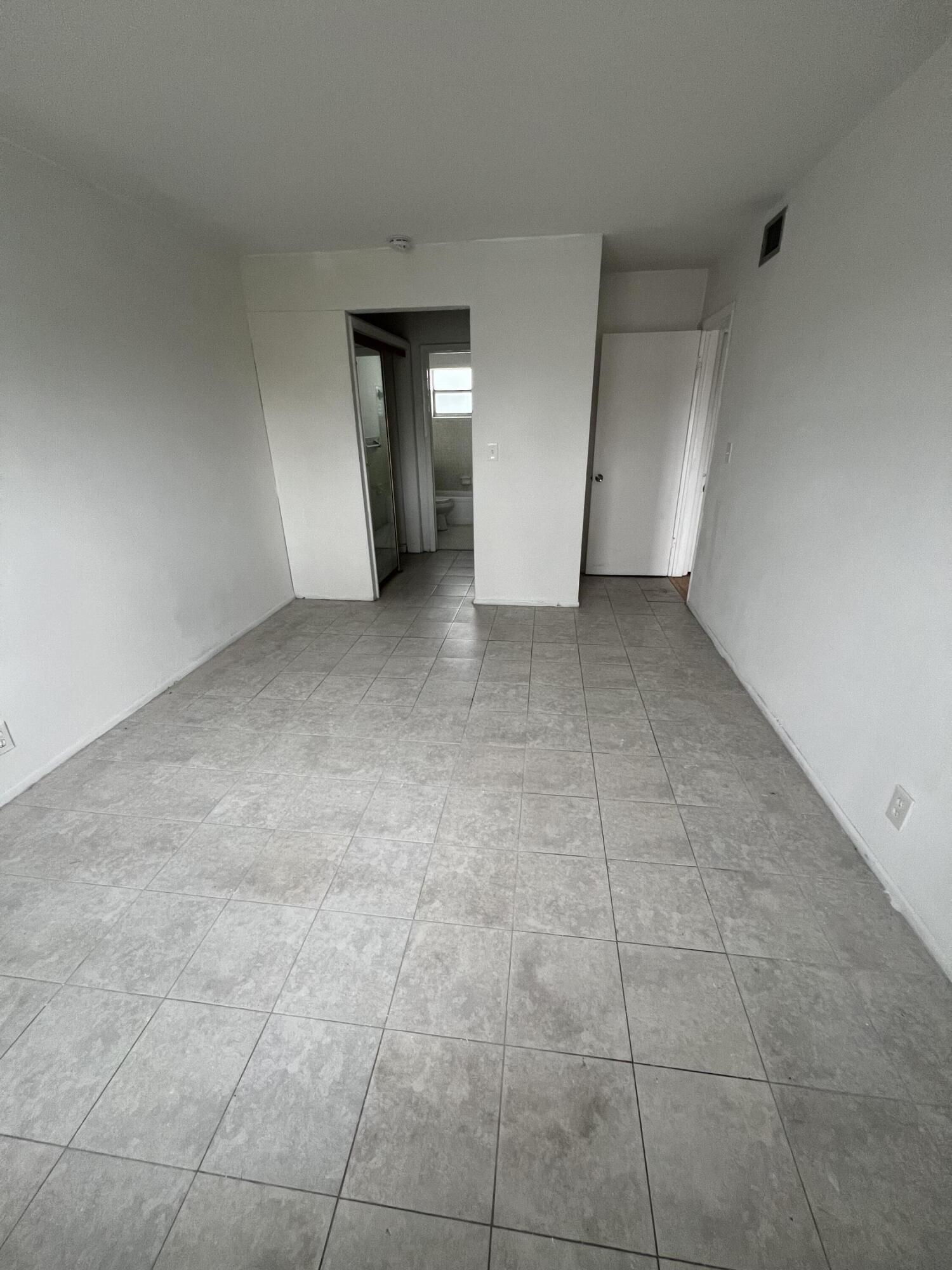 PARK SOUTH FIVE INC CONDO - Residential