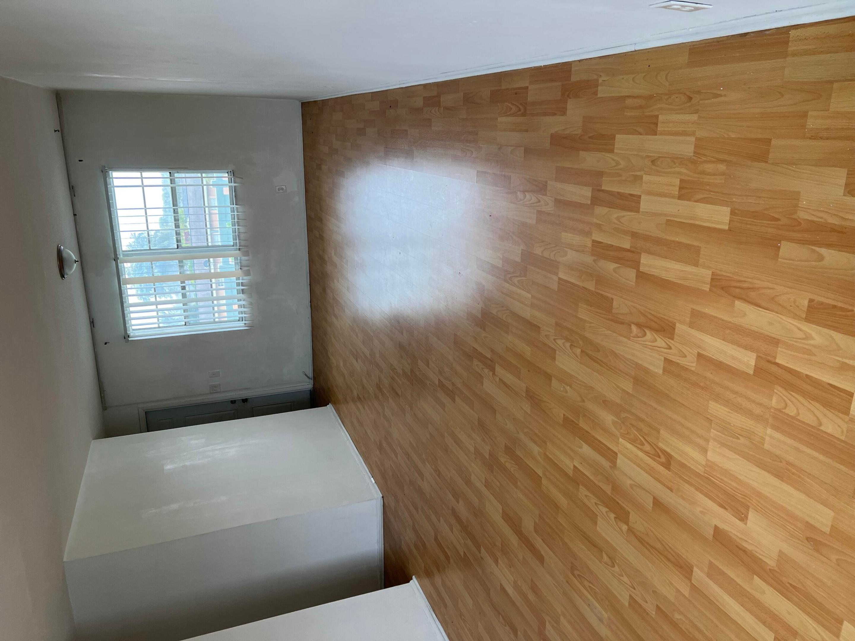 PARK SOUTH FIVE INC CONDO - Residential