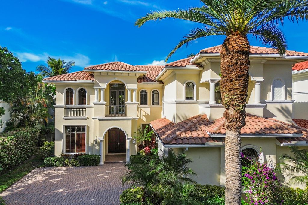 Photo of 9407 Bridgebrook Drive, Boca Raton, FL 33496 (MLS # R11129041)
