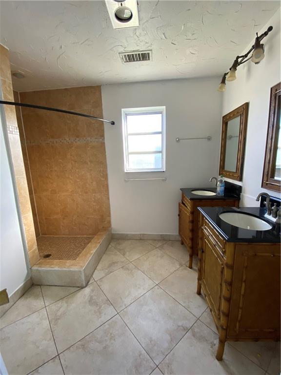 Venetian Isles 3rd Sec 47 - Residential