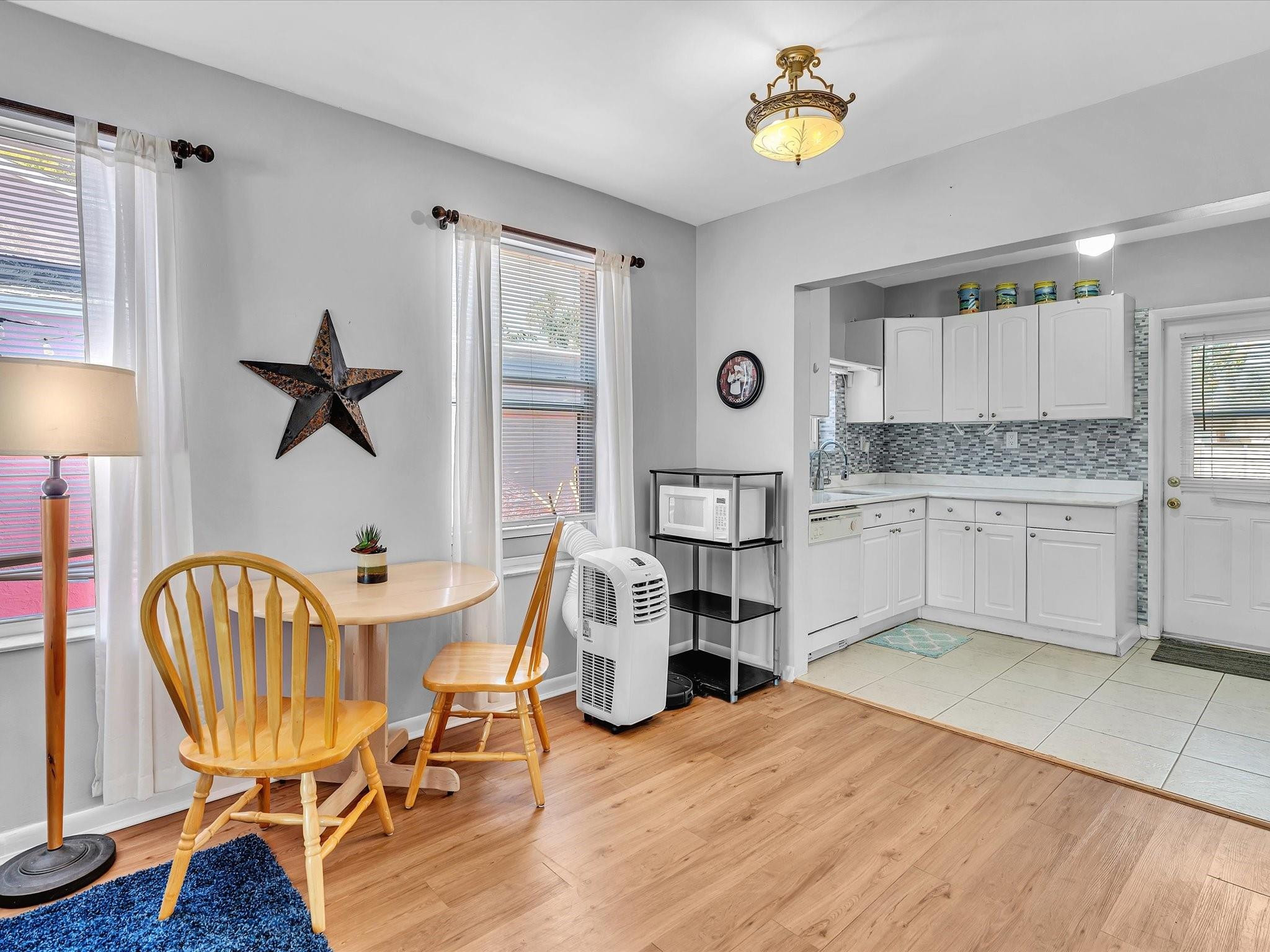 Frank C Dickey Sub 11-8 B - Residential