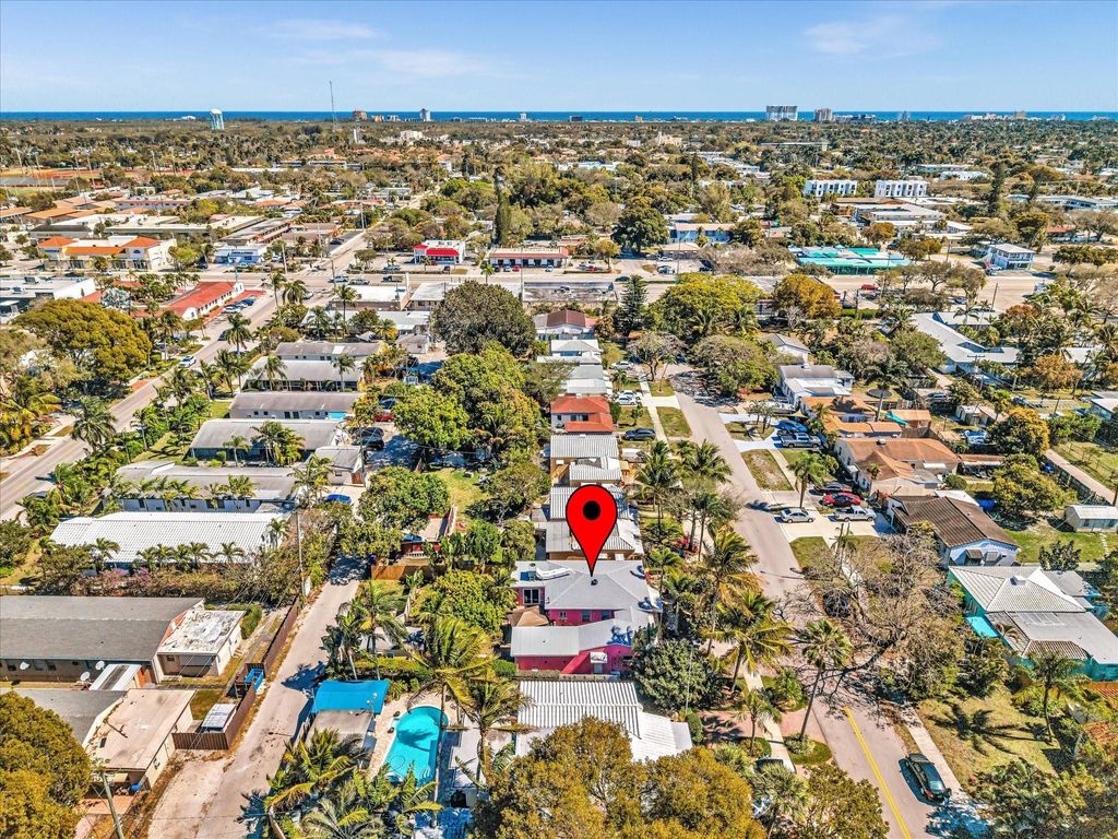 Photo of 1835 Roosevelt Street, Hollywood, FL 33020 (MLS # F10554635)
