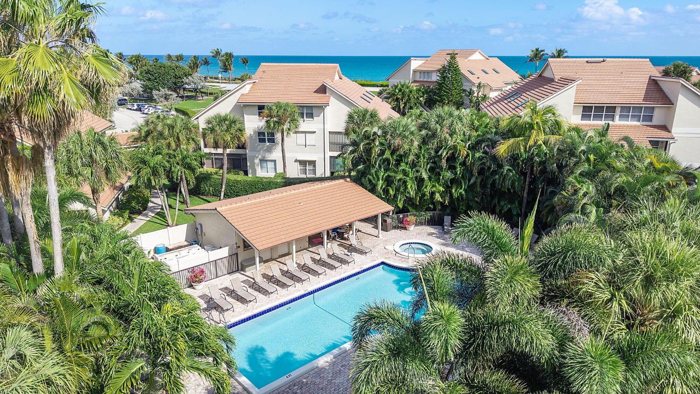 BEACHCOMBER CONDO - Residential