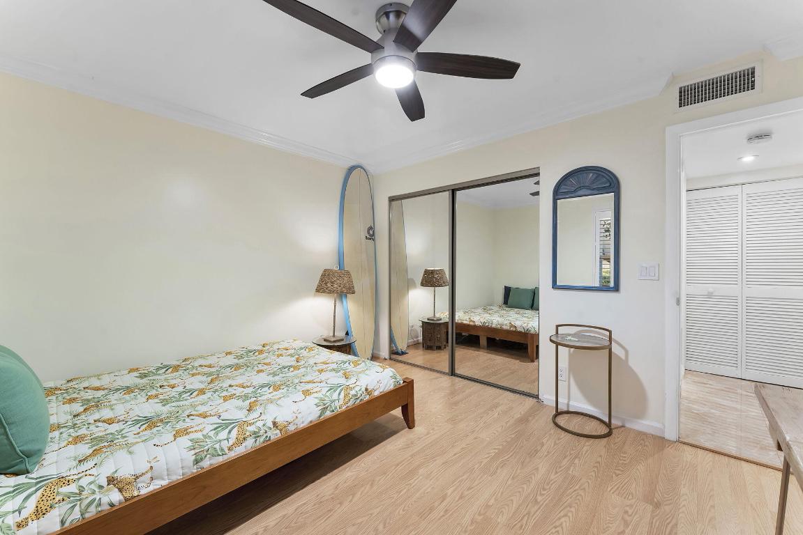 BEACHCOMBER CONDO - Residential