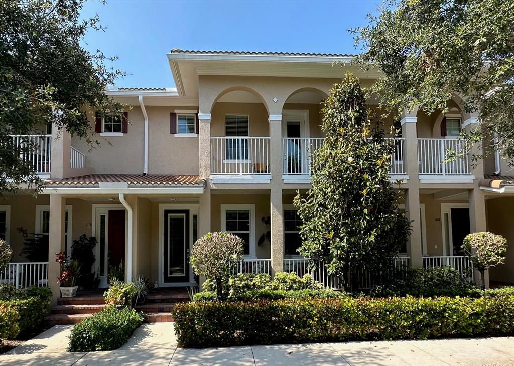 Photo of 1111 N Community Drive, Jupiter, FL 33458 (MLS # R10887195)