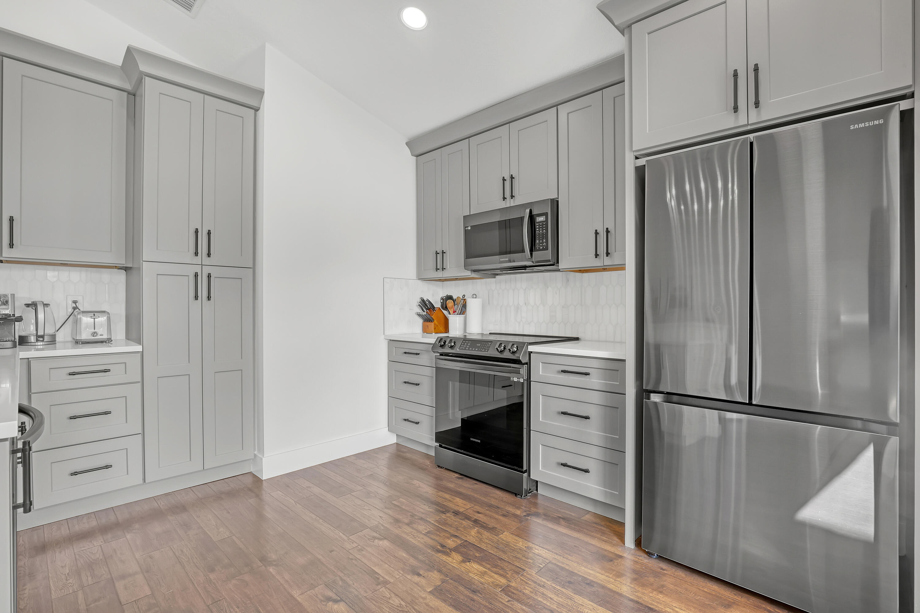 RIVER BRIDGE PAR 2F - Residential