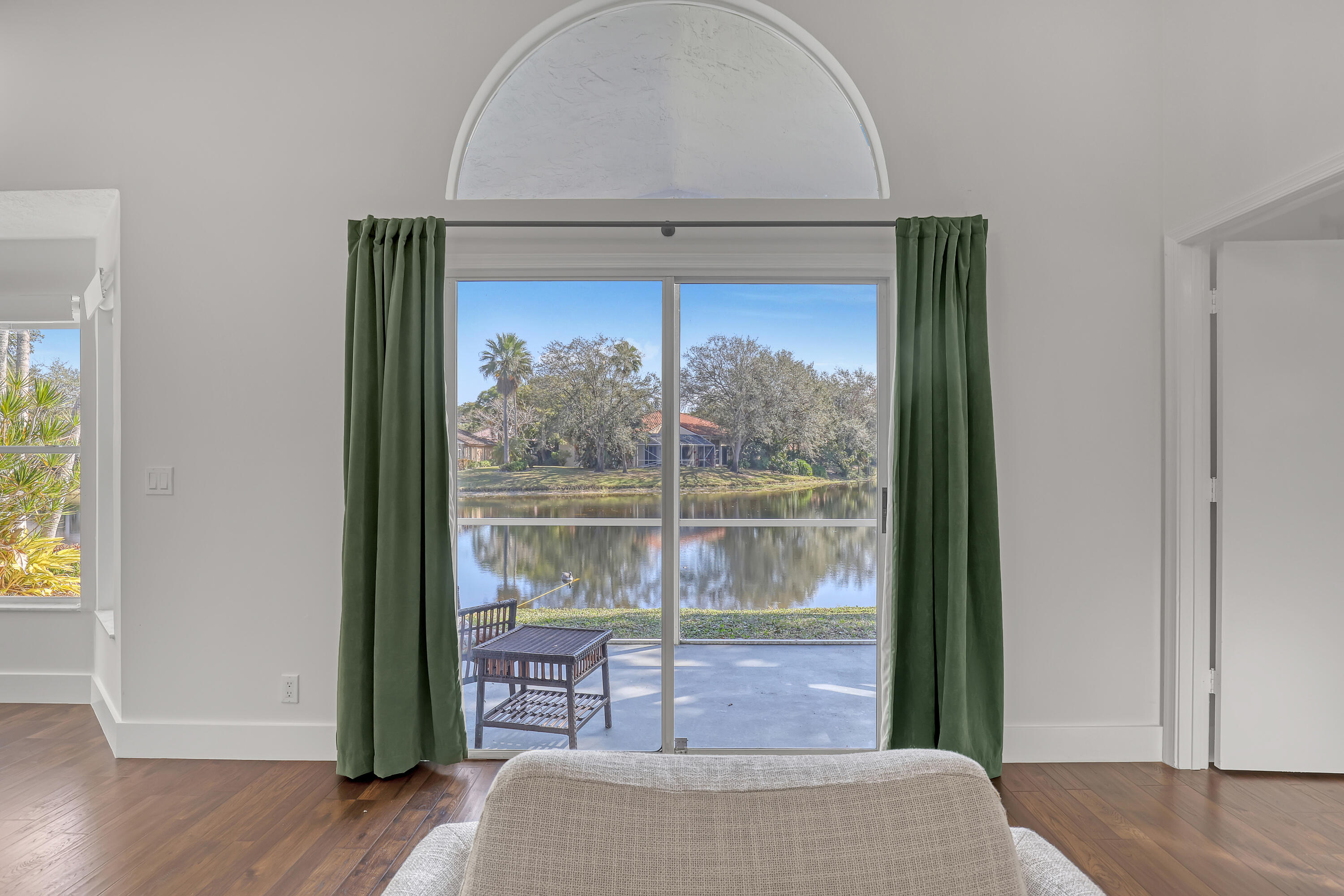 RIVER BRIDGE PAR 2F - Residential