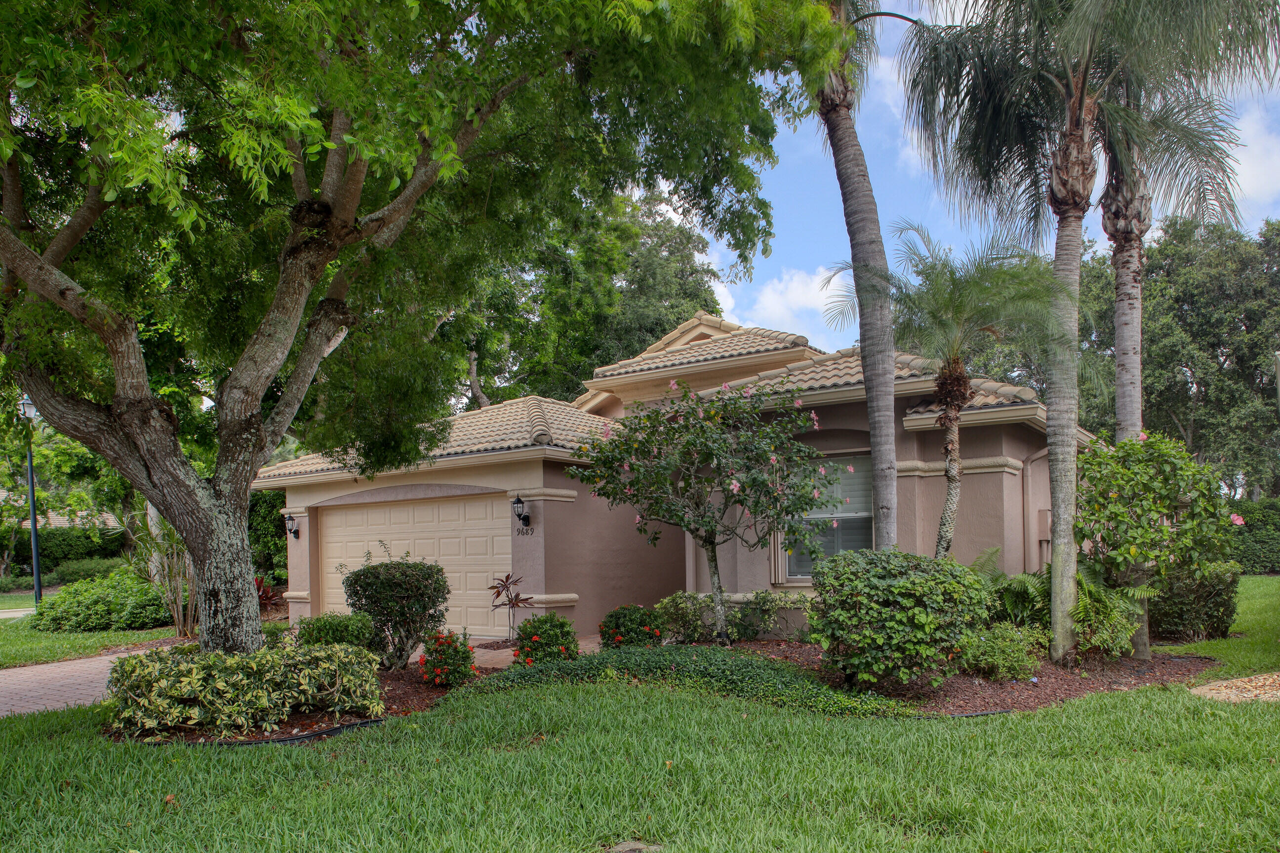 9689 Positano Way