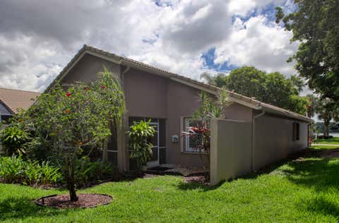 Tiny photo for 9689 Positano Way, Lake Worth, FL 33467 (MLS # B26036287)