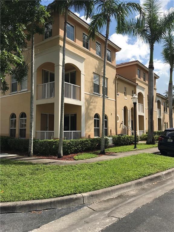 Courtyards Three Condo - Residential Lease